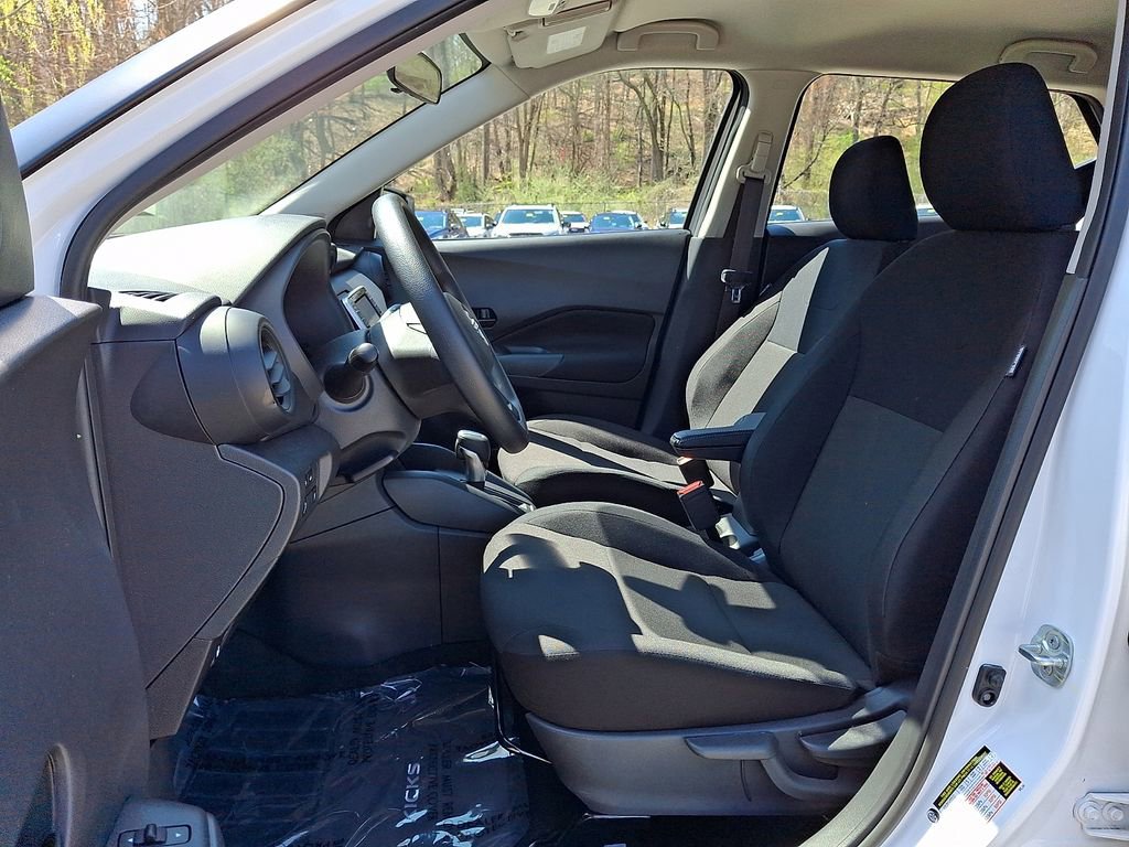 Used 2025 Nissan Kicks Play S image 14