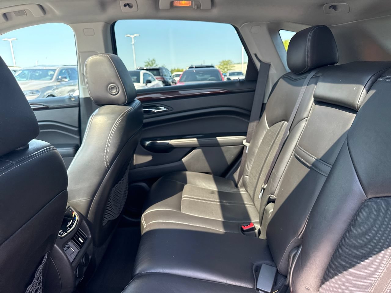 Used 2016 Cadillac SRX Premium w/ LPO, Touring Package AWD/4WD image 14