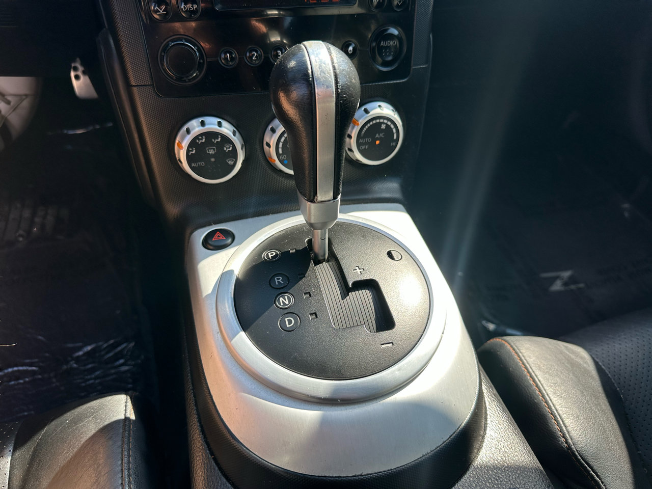 Used 2006 Nissan 350Z Touring image 44