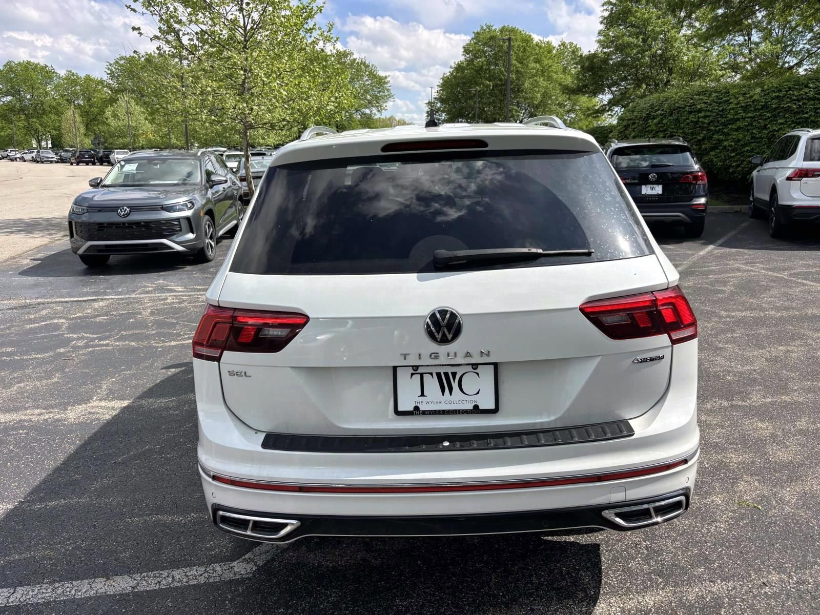Used 2024 Volkswagen Tiguan SEL R-Line AWD/4WD image 6