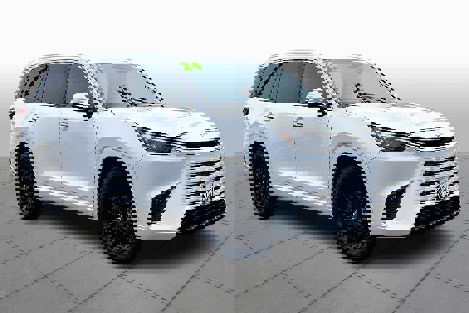 Used 2024 Lexus TX 350 FWD image 2