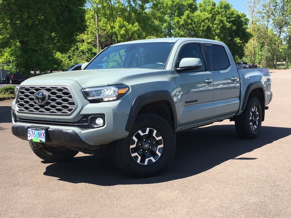 Used 2022 Toyota Tacoma TRD Off-Road w/ Technology Package AWD/4WD image 1