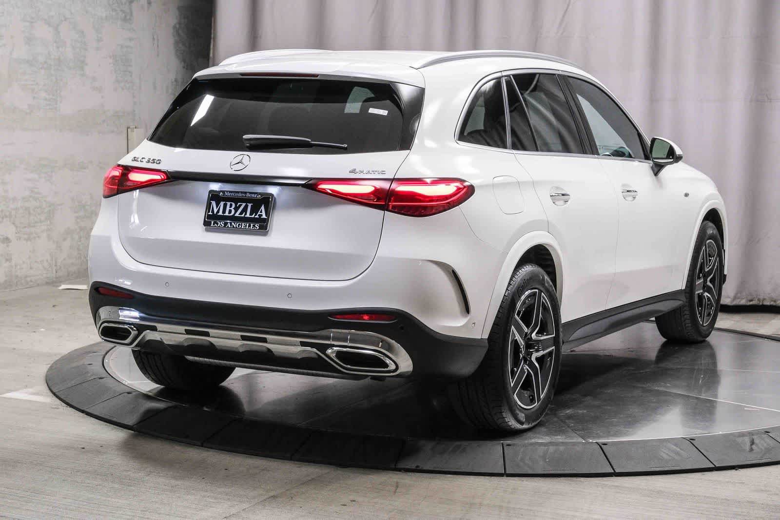 Certified 2025 Mercedes-Benz GLC 350e 4MATIC image 4