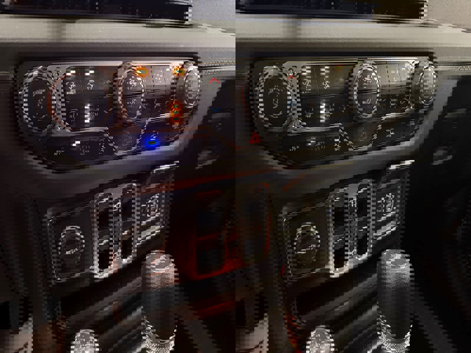 Used 2025 Jeep Wrangler Sahara image 22