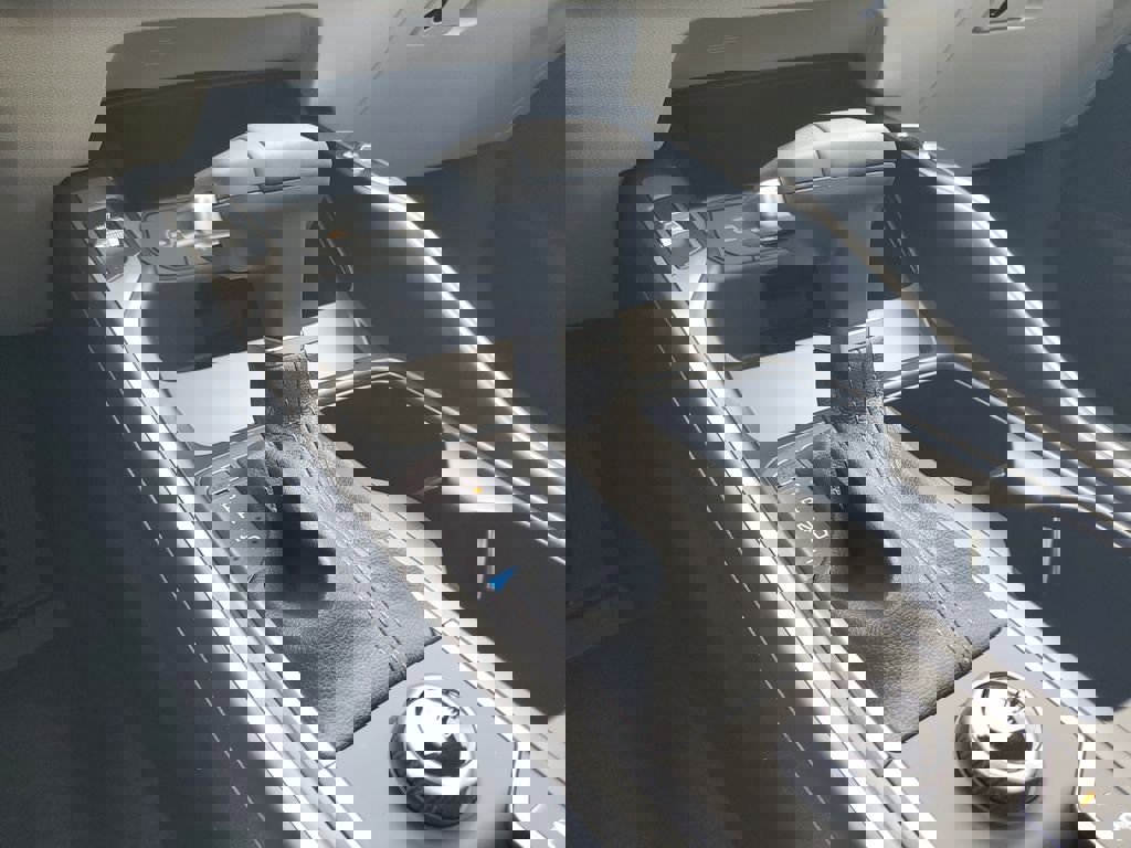 New 2026 Kia Sorento S w/ S Panoramic Sunroof Package image 42