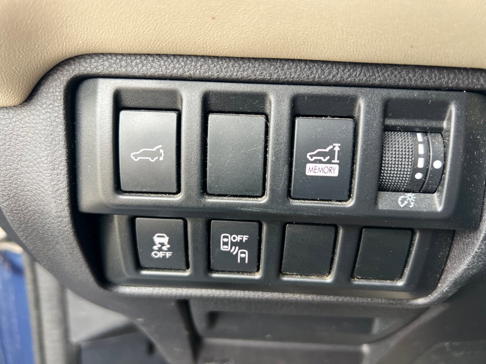 Used 2019 Subaru Ascent Touring AWD/4WD image 27