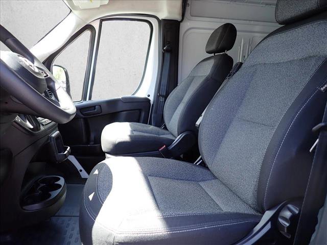 Used 2025 RAM ProMaster 1500 w/ Storage Group FWD image 11