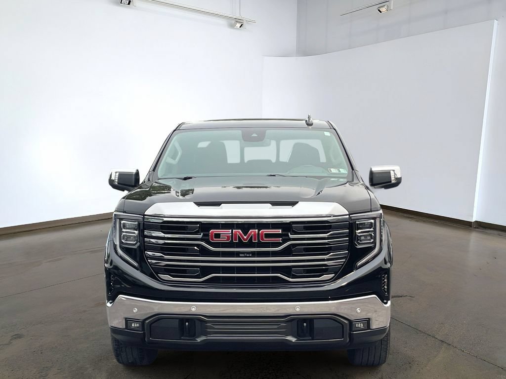 Used 2024 GMC Sierra 1500 SLT w/ SLT Premium Plus Package AWD/4WD image 2