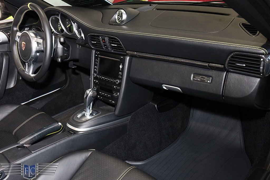 Used 2012 Porsche 911 Turbo image 26