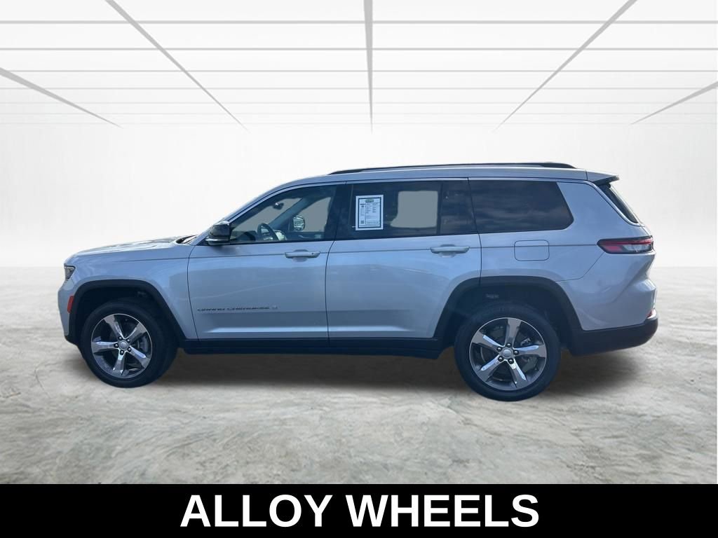 Used 2022 Jeep Grand Cherokee L Limited image 8