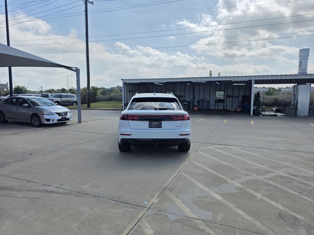 New 2026 Audi Q8 Prestige image 6