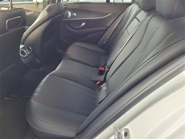 Used 2019 Mercedes-Benz E 300 image 18