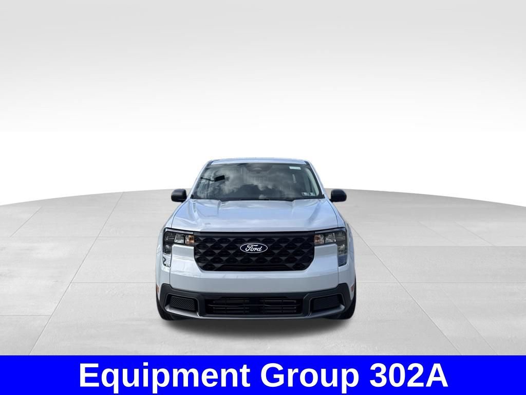 Used 2025 Ford Maverick XLT w/ Equipment Group 302A AWD/4WD image 3