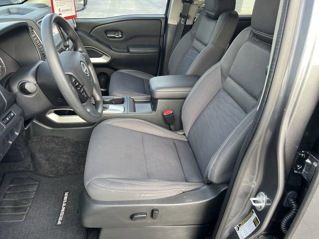 Certified 2023 Nissan Frontier SV w/ Tow Package image 12