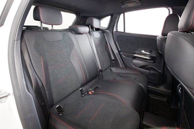 Used 2022 Mercedes-Benz GLA 250 4MATIC image 20