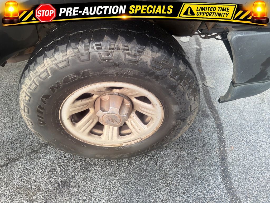Used 2006 Ford Ranger XLT RWD image 2