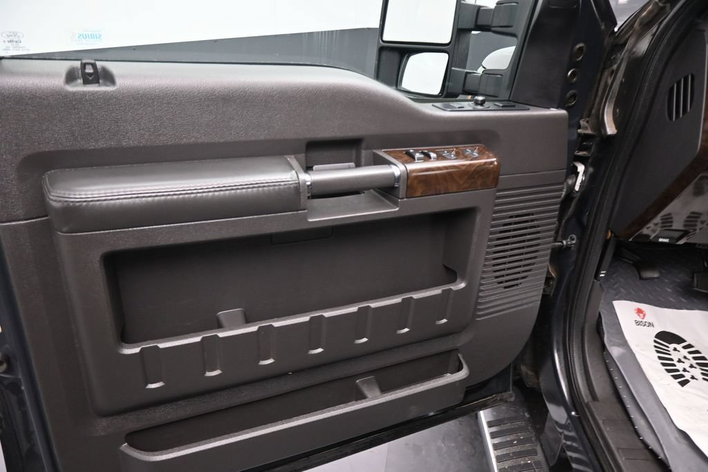 Used 2013 Ford F350 Platinum AWD/4WD image 8