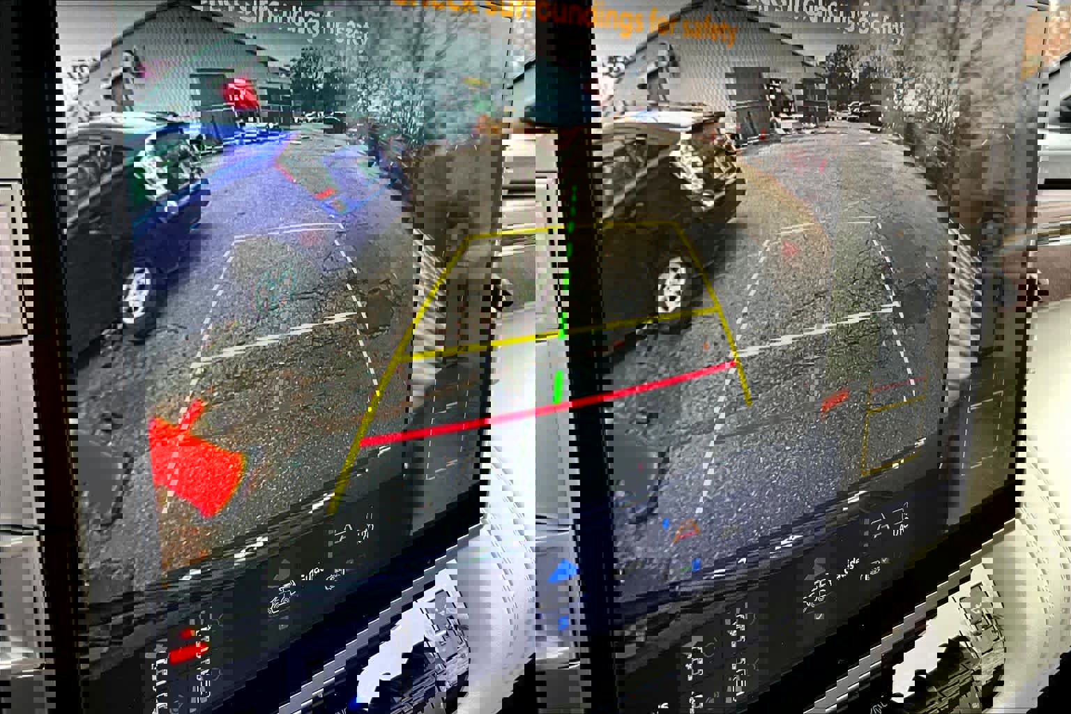 Certified 2025 Toyota Sequoia Capstone image 27