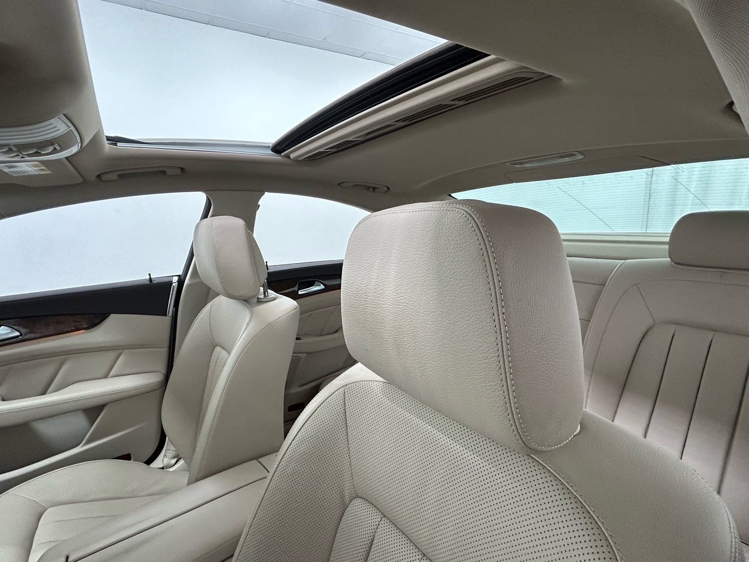 Used 2015 Mercedes-Benz CLS 400 4MATIC image 32