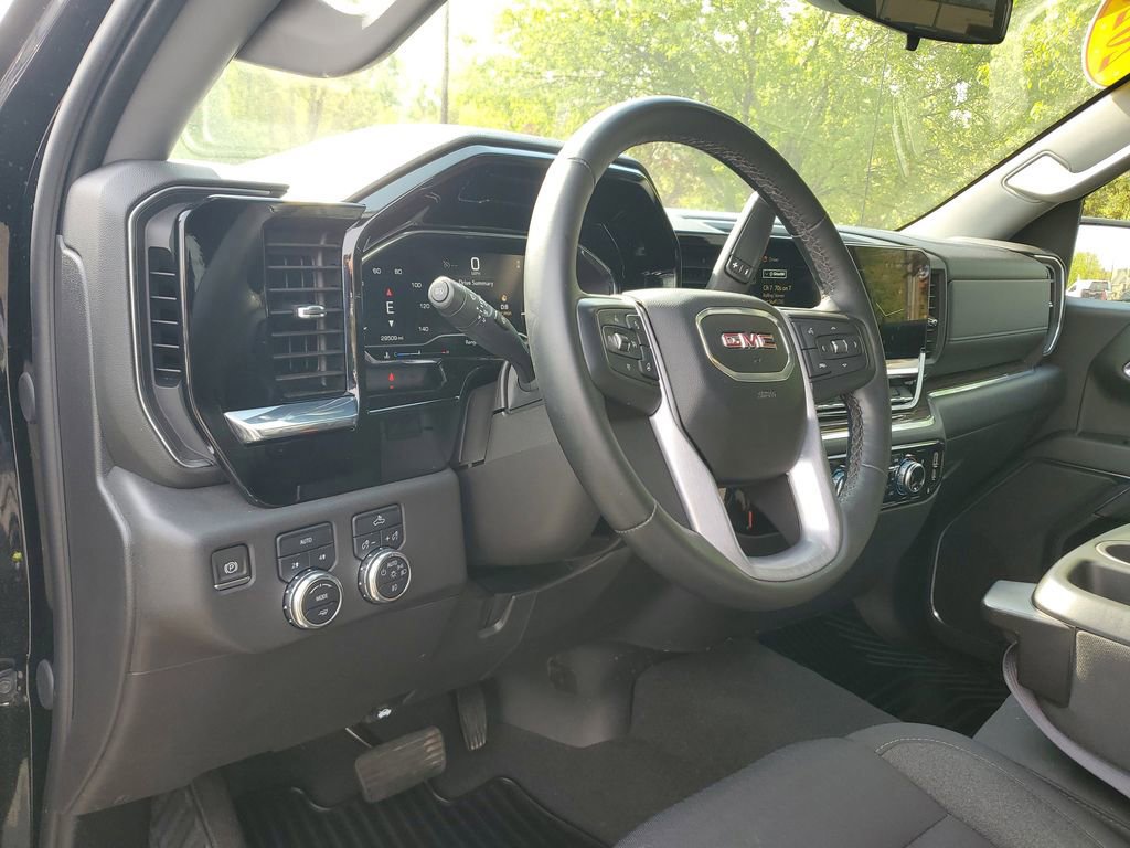 Used 2024 GMC Sierra 1500 Elevation AWD/4WD image 17