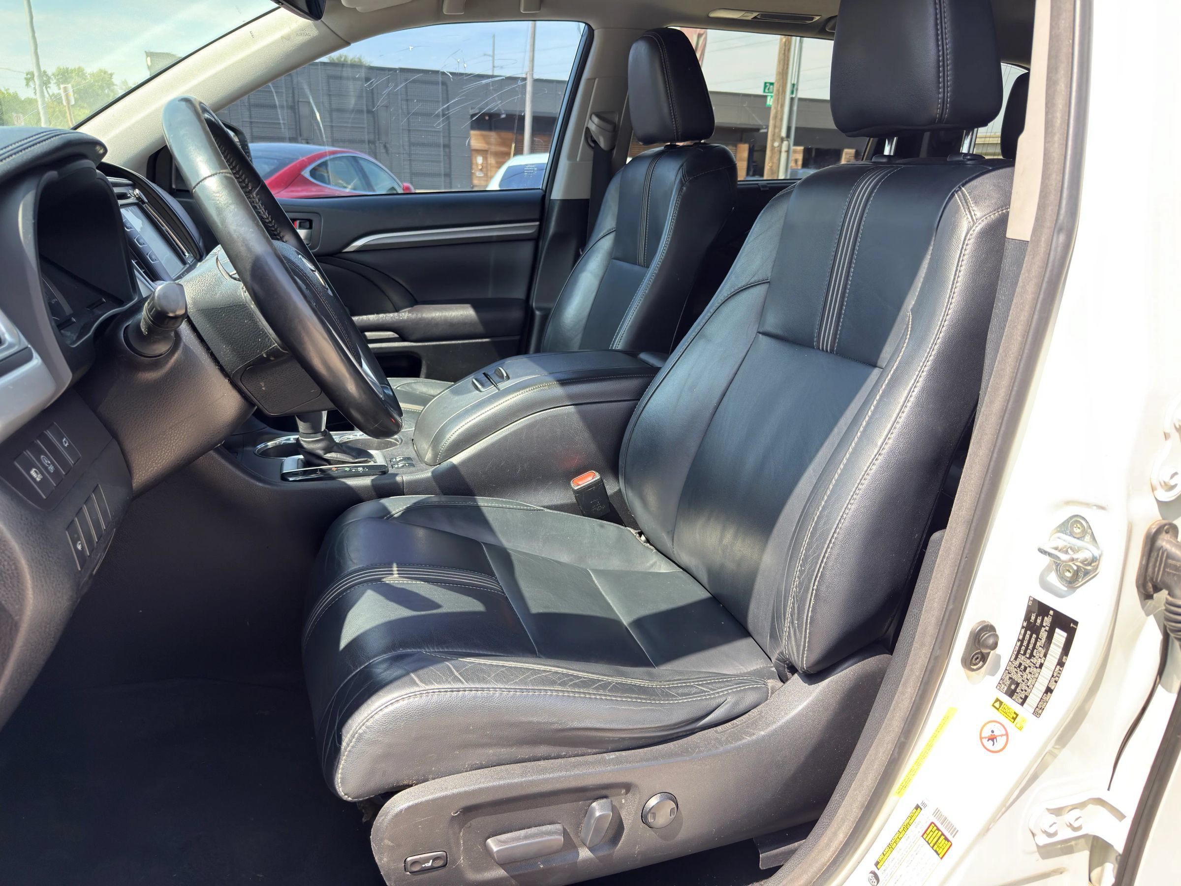 Used 2017 Toyota Highlander XLE FWD image 20