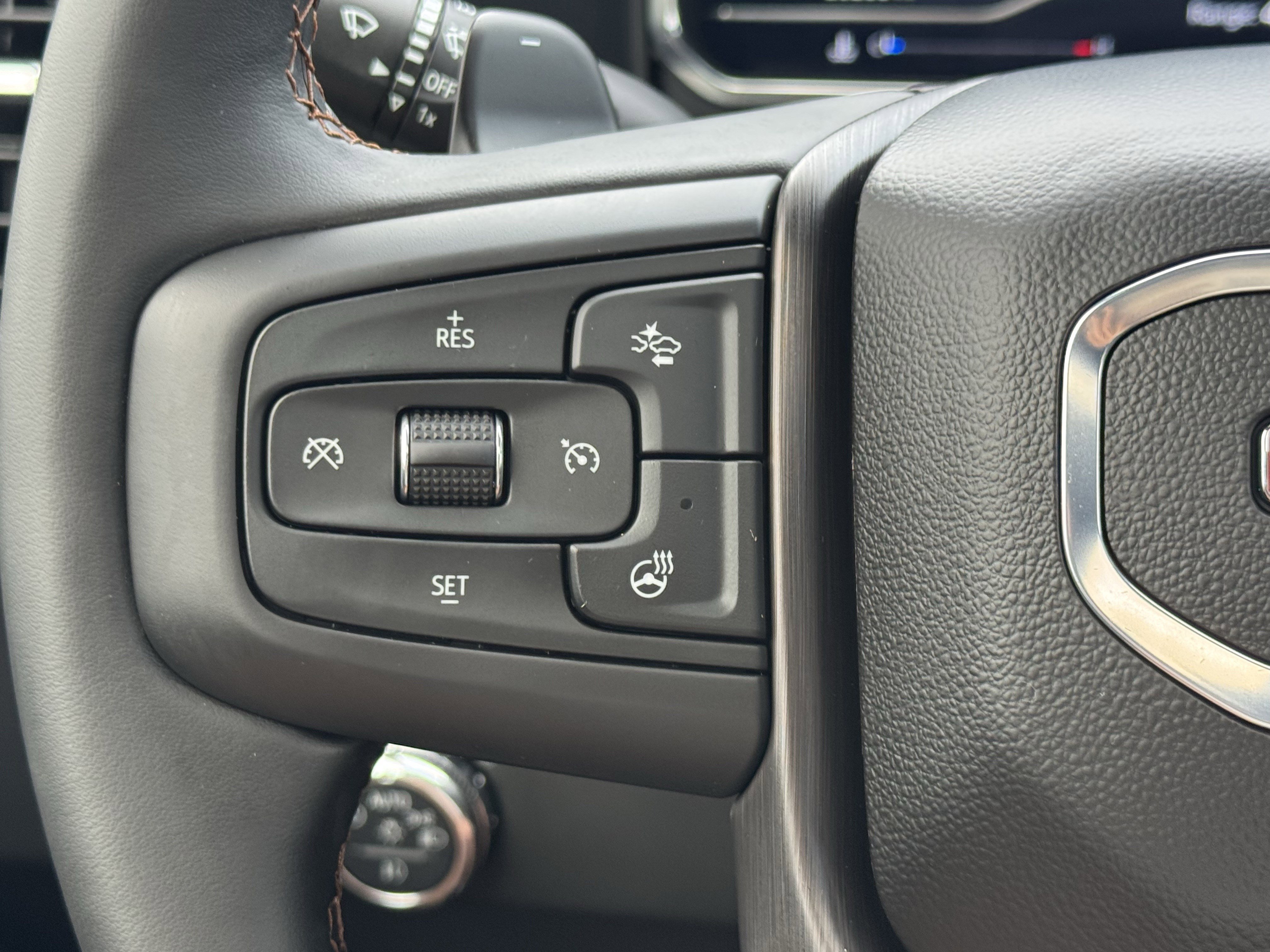 Used 2025 GMC Sierra 1500 AT4 w/ AT4 Premium Package image 16