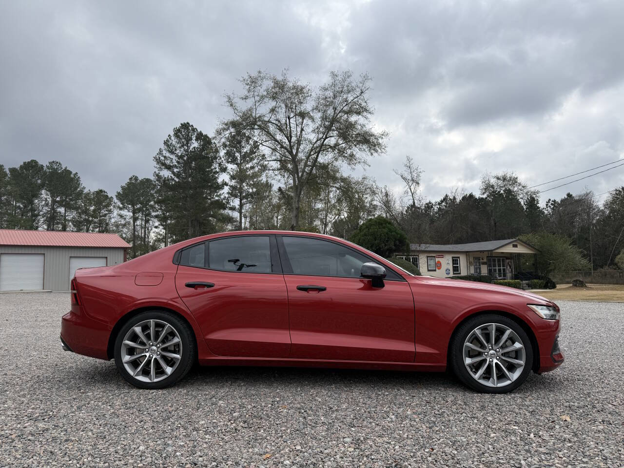 Used 2019 Volvo S60 T6 Momentum image 24
