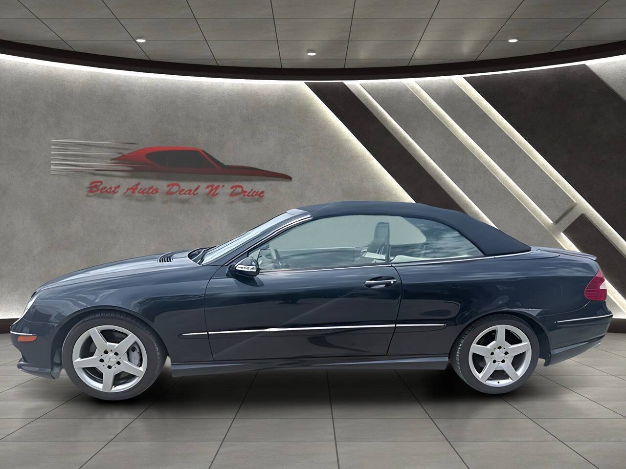 Used 2008 Mercedes-Benz CLK 350 Cabriolet w/ P2 Pkg image 17