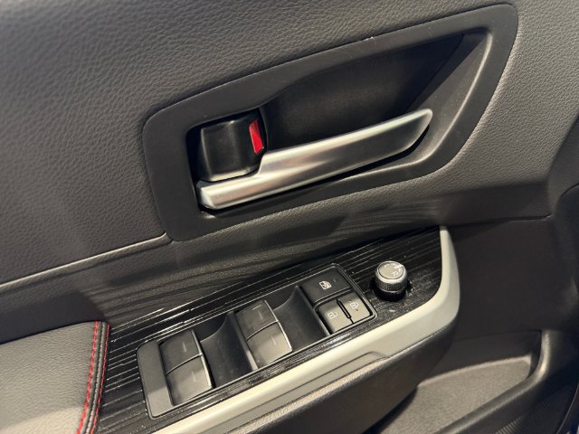 Certified 2026 Toyota Sienna XSE FWD image 15