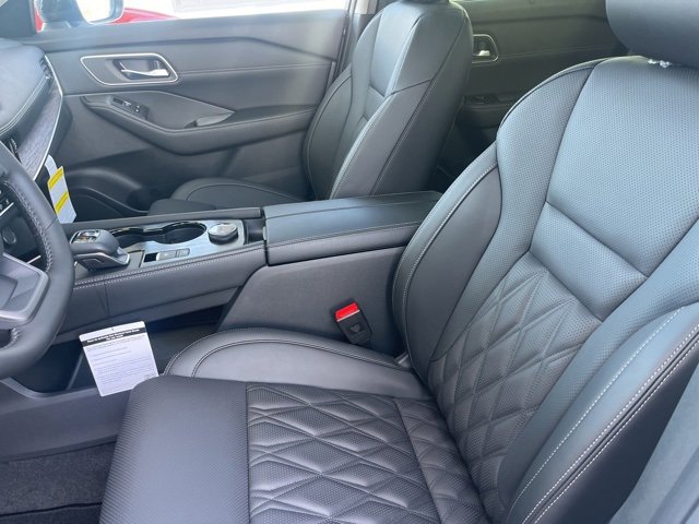 New 2026 Nissan Rogue Platinum w/ Platinum Premium Package image 8