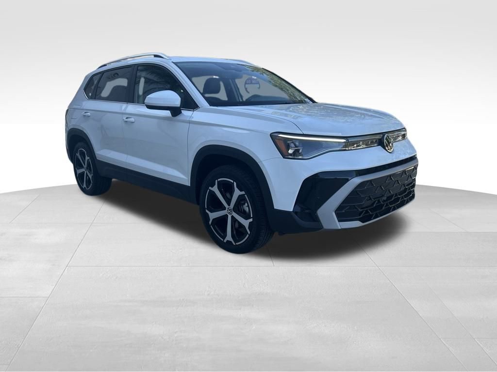 New 2026 Volkswagen Taos SEL image 7