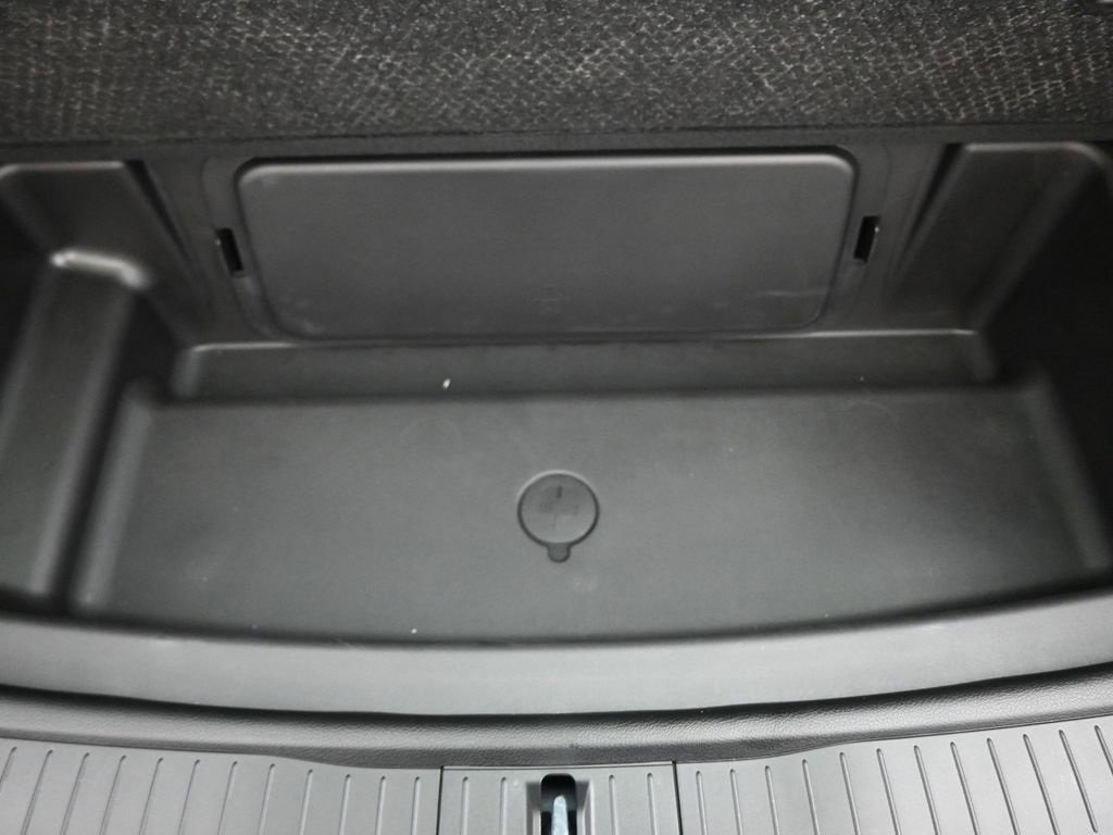 New 2025 Jeep Grand Cherokee L Altitude image 27