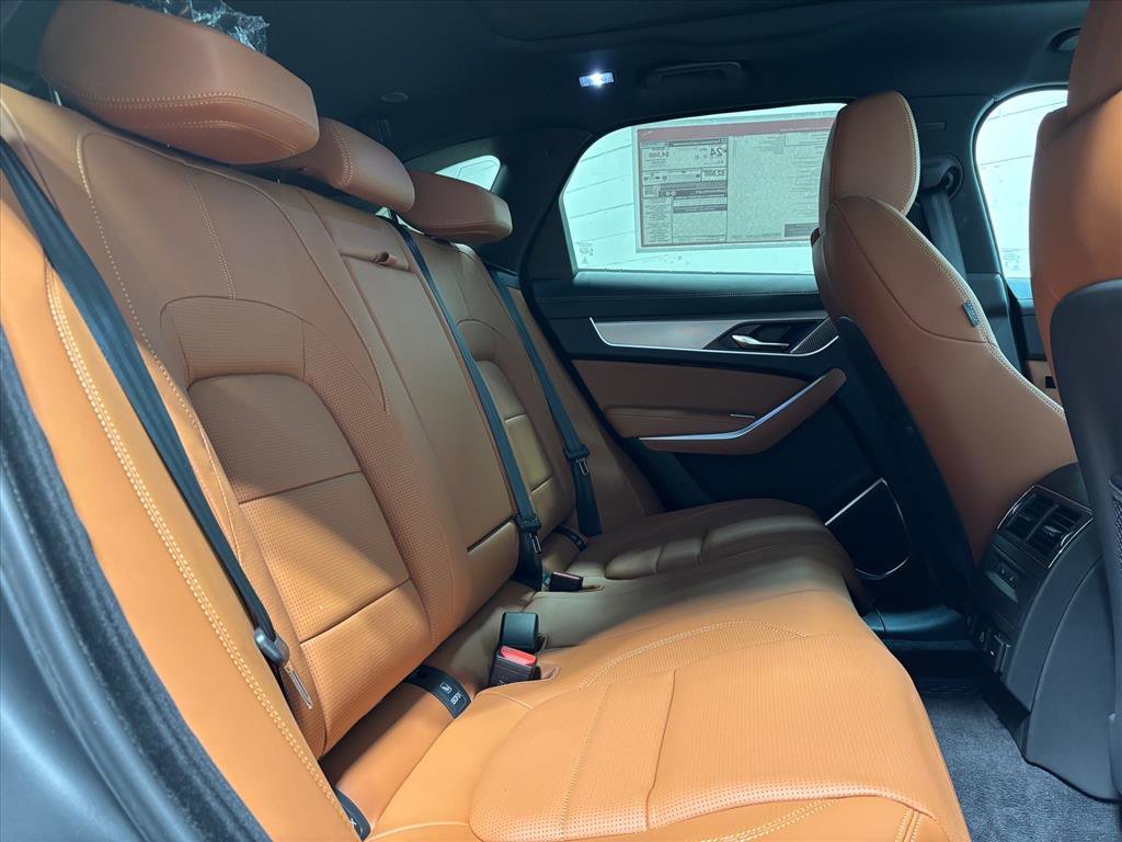 New 2026 Jaguar F-PACE R-Dynamic S image 39