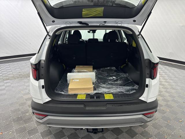New 2026 Hyundai Tucson Blue SE w/ Tow & Go Package image 18