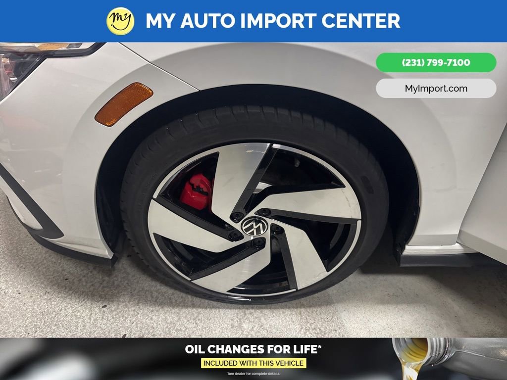 Used 2024 Volkswagen GTI S image 9
