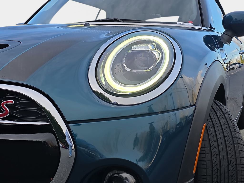 Used 2021 MINI Cooper S w/ Sidewalk Package image 34