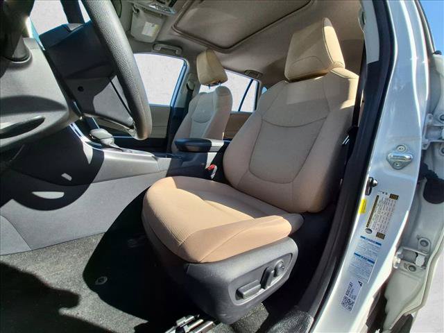 Used 2019 Toyota RAV4 XLE w/ Convenience Package AWD/4WD image 15
