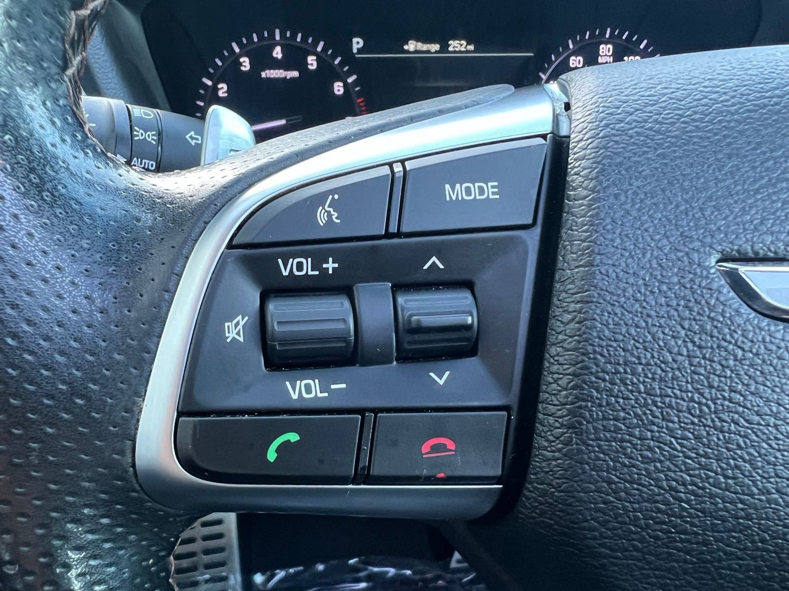 Used 2020 Genesis G80 3.3T Sport image 40