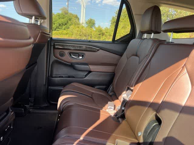 Certified 2025 Honda Pilot Elite image 14