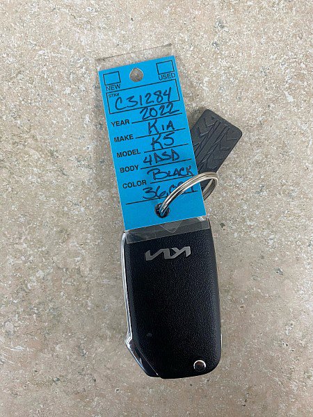 Used 2022 Kia K5 LX image 28