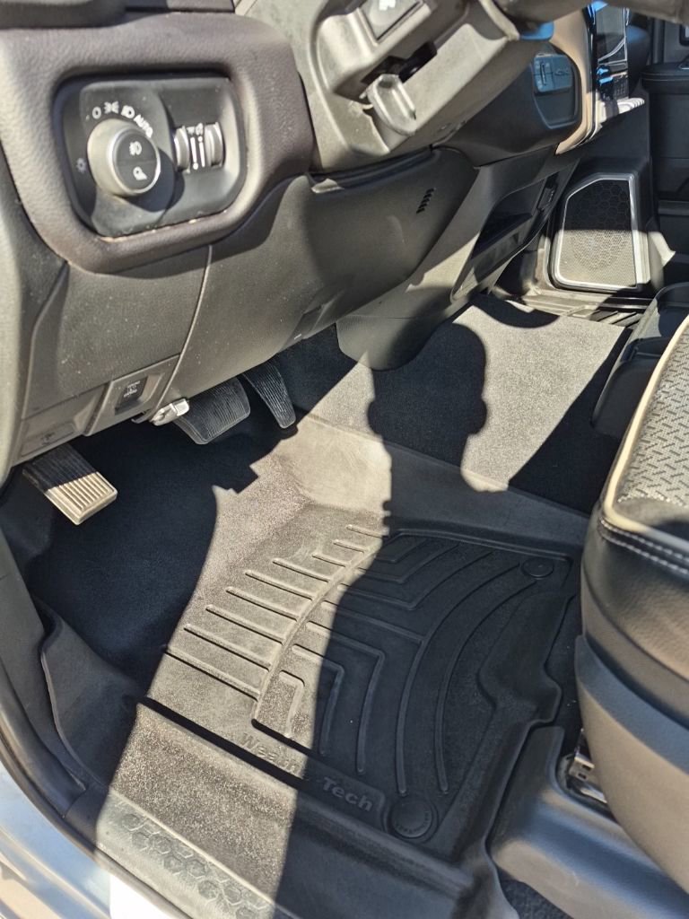 Used 2023 RAM 2500 Laramie AWD/4WD image 22