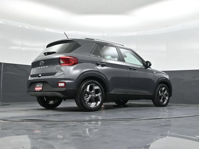 Used 2024 Hyundai Venue SEL FWD image 42