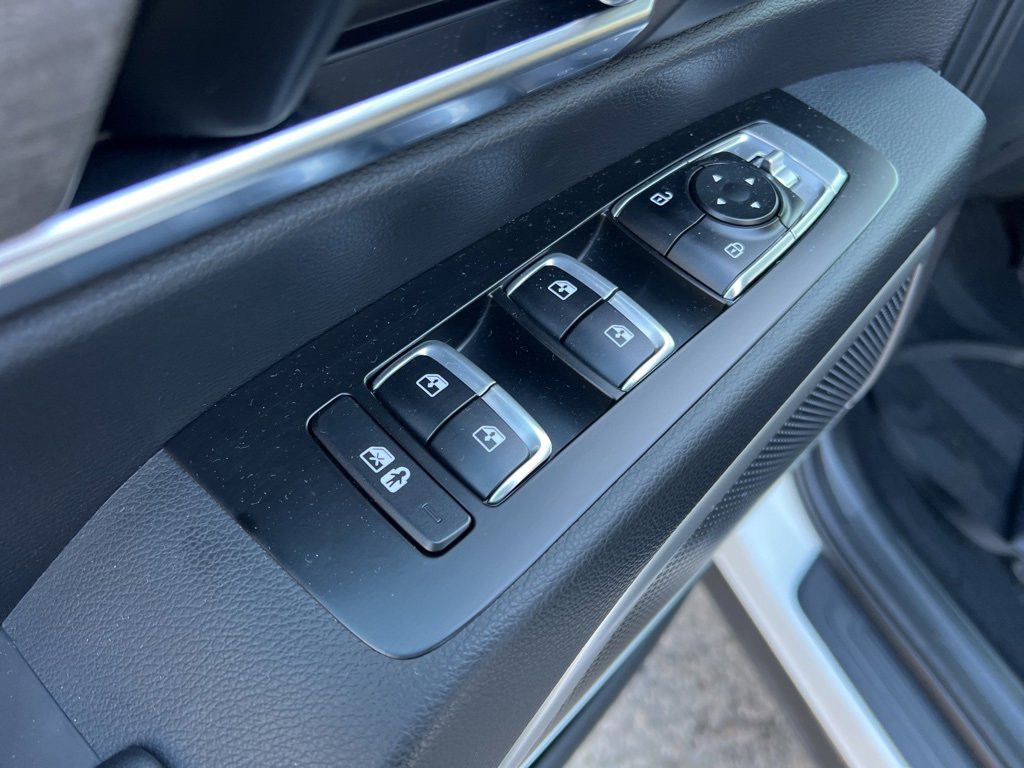 Used 2021 Kia Telluride EX w/ EX Premium Package image 12