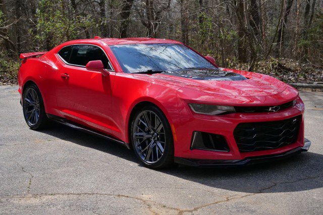 Used 2022 Chevrolet Camaro ZL1 image 4