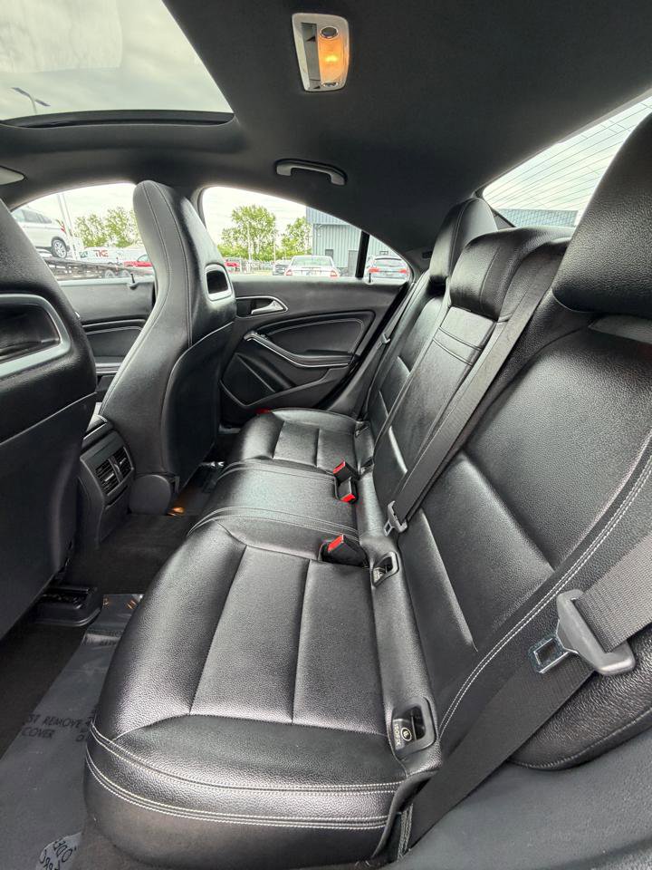 Used 2018 Mercedes-Benz CLA 250 4MATIC image 18