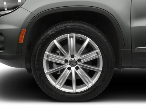 Used 2017 Volkswagen Tiguan S image 12