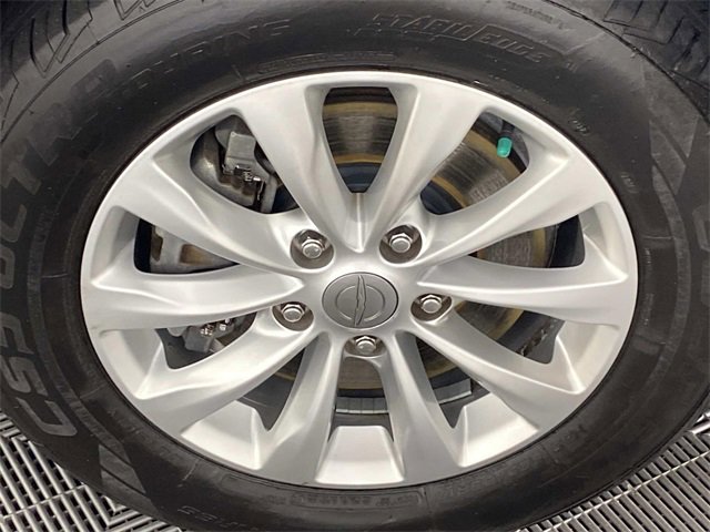 Used 2018 Chrysler Pacifica Touring-L image 29