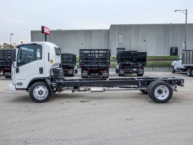 New 2025 Chevrolet Low Cab Forward image 6