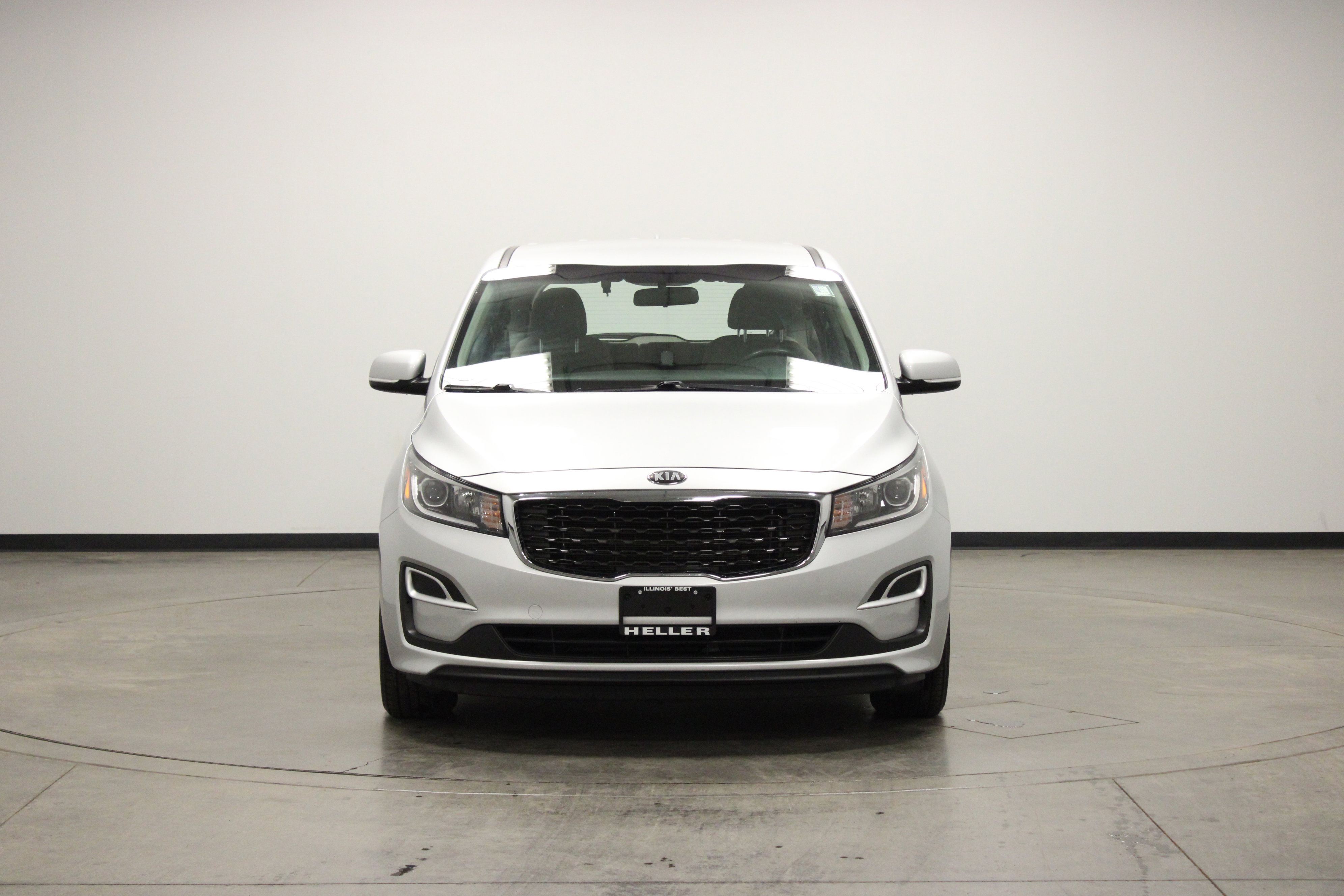 Used 2019 Kia Sedona L image 3