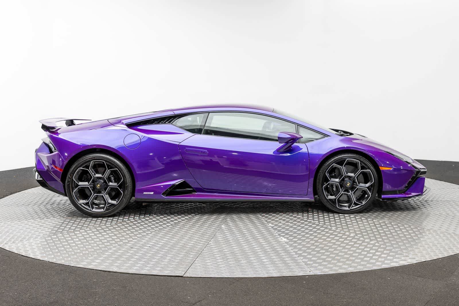 Used 2024 Lamborghini Huracan Tecnica RWD image 54